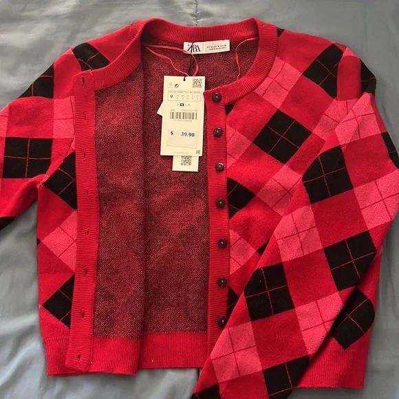 Top - Picture 3 of 5